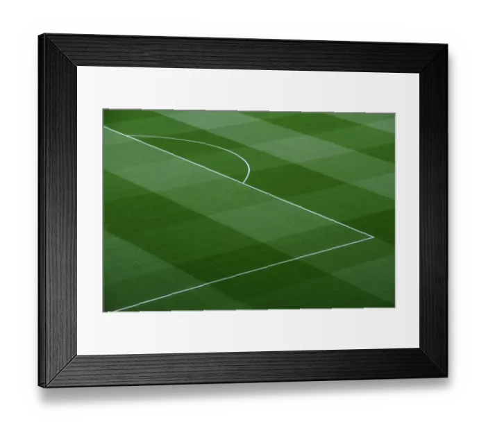 Framed Print : Arsenal vs Swansea City: Emirates Stadium Readies for Premier League Battle (2014 / 15)