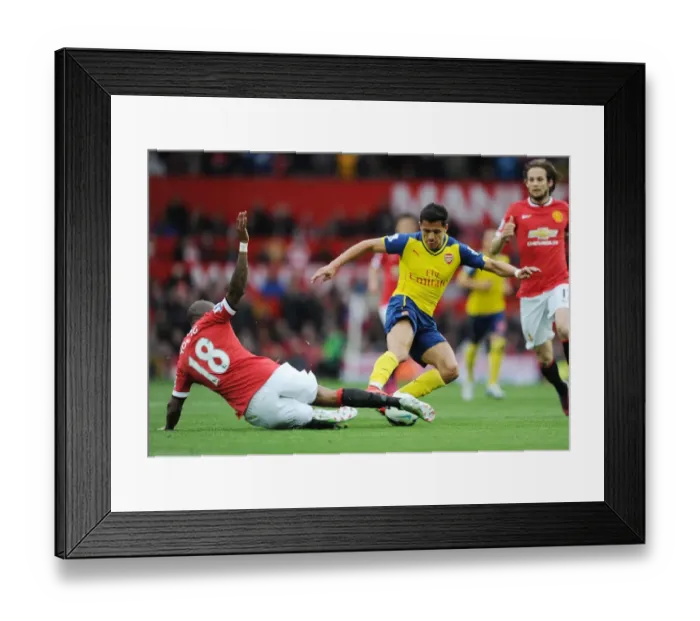 Framed Print : Clash of the Titans: Manchester United vs Arsenal (2014-15) - Premier League Showdown