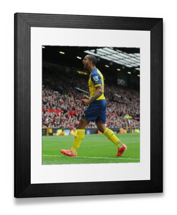 Framed Print : Theo Walcott's Dramatic Winner: Arsenal Triumphs over Manchester United in the Premier League 2014-15