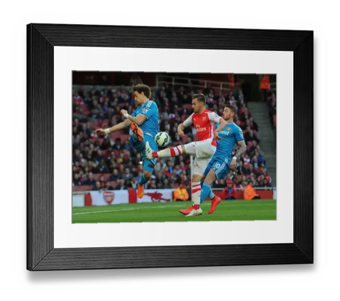 Framed Print : Intense Battle: Ramsey vs. Coates & Wickham - Arsenal vs. Sunderland (2015)
