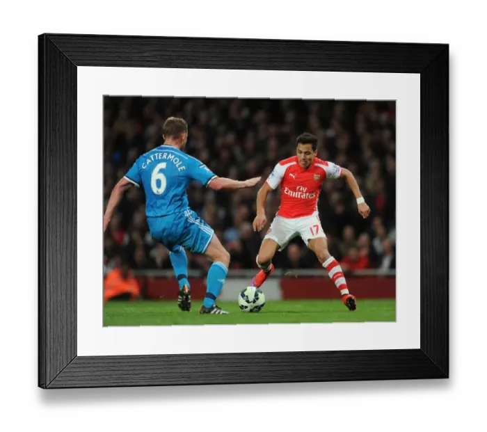 Framed Print : Clash of Champions: Sanchez vs. Cattermole - Arsenal's Battle Against Sunderland