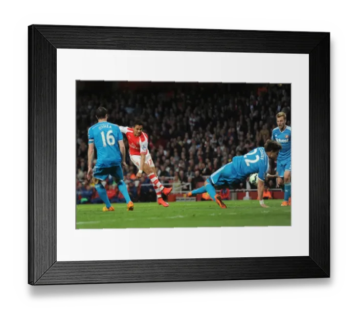 Framed Print : Sanchez vs. Coates: A Premier League Showdown at Emirates