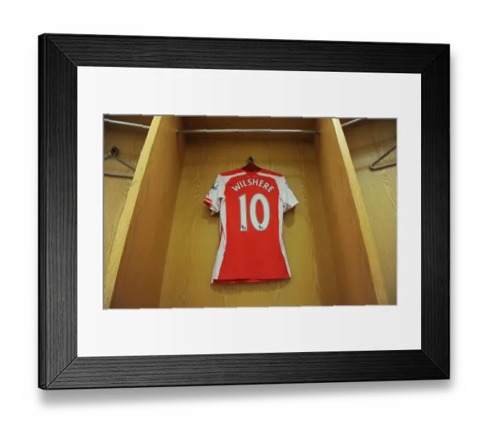 Framed Print : Jack Wilshere: Pre-Match Moment in Arsenal Changing Room (2015) - Arsenal vs Sunderland