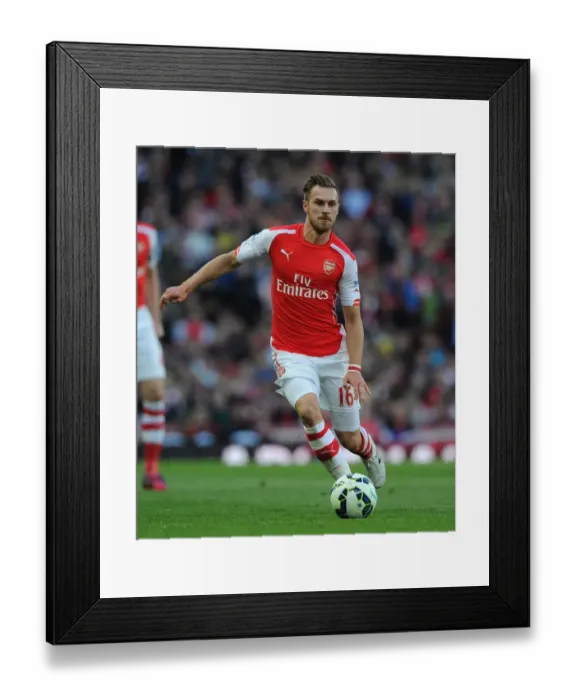 Framed Print : Arsenal's Aaron Ramsey in Action: Arsenal vs. Sunderland (2014-15 Premier League) Framed Print : Arsenal's Aaron Ramsey in Action: Arsenal vs. Sunderland (2014-15 Premier League)