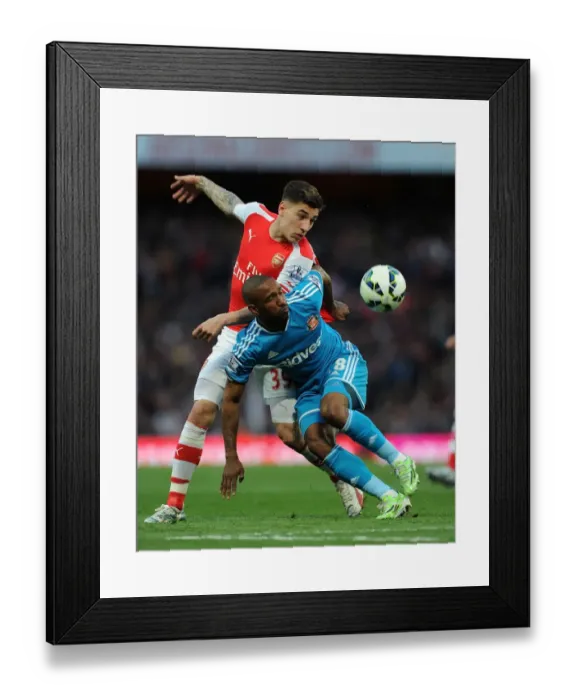 Framed Print : Bellerin vs Defoe: Clash of Stars in Arsenal vs Sunderland Premier League Showdown