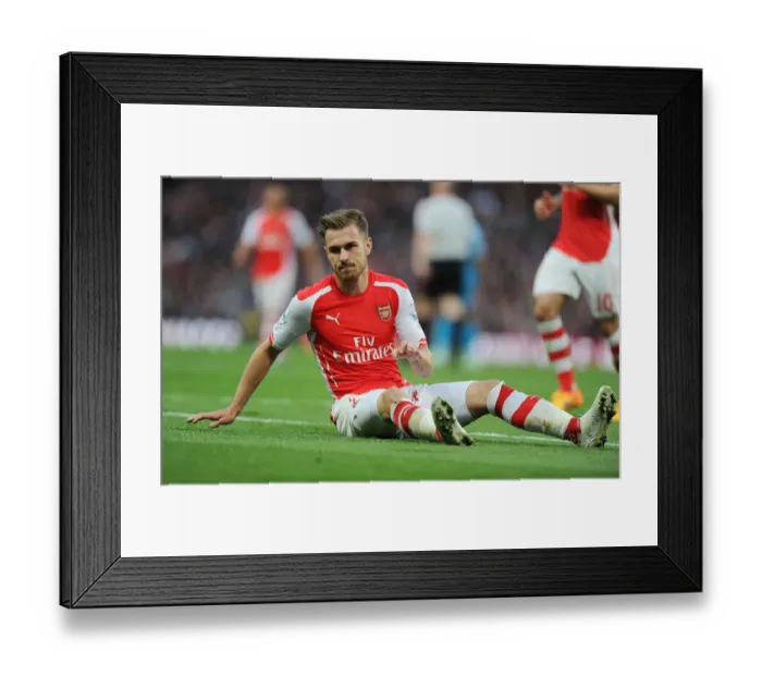 Framed Print : Arsenal's Aaron Ramsey in Action: Arsenal vs. Sunderland (2015) Framed Print : Arsenal's Aaron Ramsey in Action: Arsenal vs. Sunderland (2015)