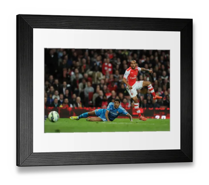 Framed Print : Theo Walcott's Stunning Goal: Arsenal's Victory Against Sunderland, Premier League 2014-15