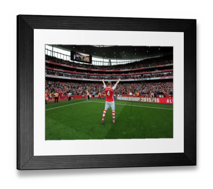 Framed Print : Arsenal's Per Mertesacker Celebrates Premier League Victory with Fans