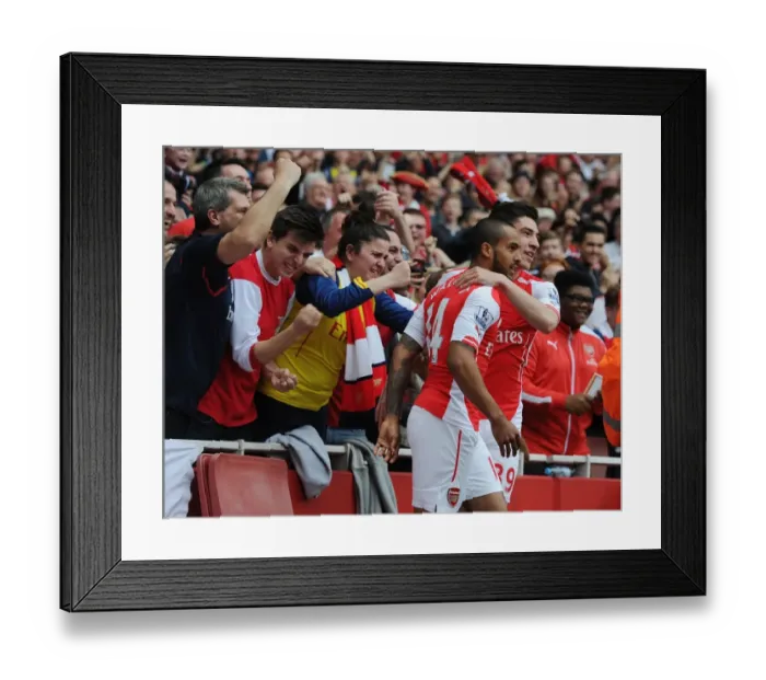 Framed Print : Arsenal: Walcott and Bellerin Celebrate First Goal Against West Brom (2014 / 15) Framed Print : Arsenal: Walcott and Bellerin Celebrate First Goal Against West Brom (2014 / 15)