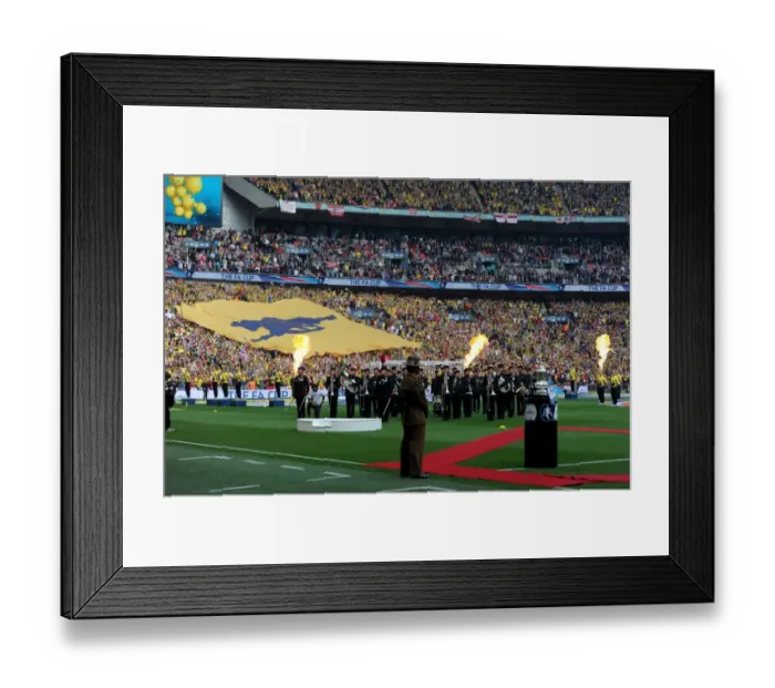 Framed Print : Arsenal banner before the match. Arsenal 4: 0 Aston Villa. FA Cup Final. Wembley Stadium, 30  /  5  /  15