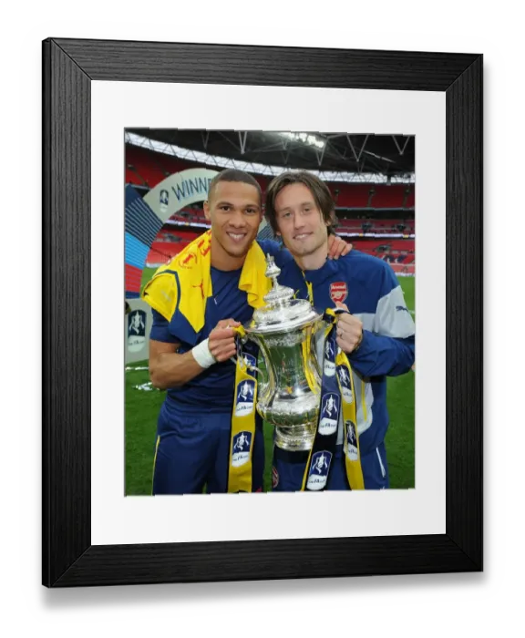 Framed Print : Arsenal FC Celebrates FA Cup Victory: Arsenal vs. Aston Villa, 2015 Framed Print : Arsenal FC Celebrates FA Cup Victory: Arsenal vs. Aston Villa, 2015