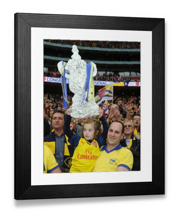Framed Print : Jubilant Arsenal Fans Celebrate FA Cup Victory over Aston Villa (4:0)