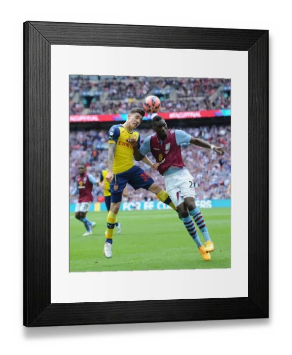 Framed Print : Hector Bellerin (Arsenal) Christian Benteke (Villa). Arsenal 4: 0 Aston Villa. FA Cup Final