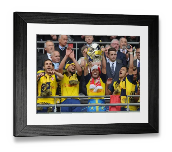 Framed Print : Mathieu Flamini, Francis Coquelin, Santi Cazorla and Alexis Sanchez lift the FA Cup after the match Framed Print : Mathieu Flamini, Francis Coquelin, Santi Cazorla and Alexis Sanchez lift the FA Cup after the match