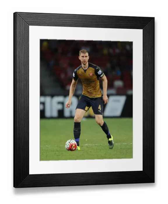 Framed Print : Per Mertesacker in Action: Arsenal vs Singapore XI, Barclays Asia Trophy (July 15, 2015) Framed Print : Per Mertesacker in Action: Arsenal vs Singapore XI, Barclays Asia Trophy (July 15, 2015)