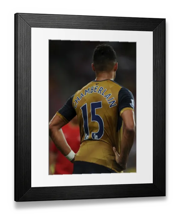 Framed Print : Arsenal's Alex Oxlade-Chamberlain in Action at the Barclays Asia Trophy