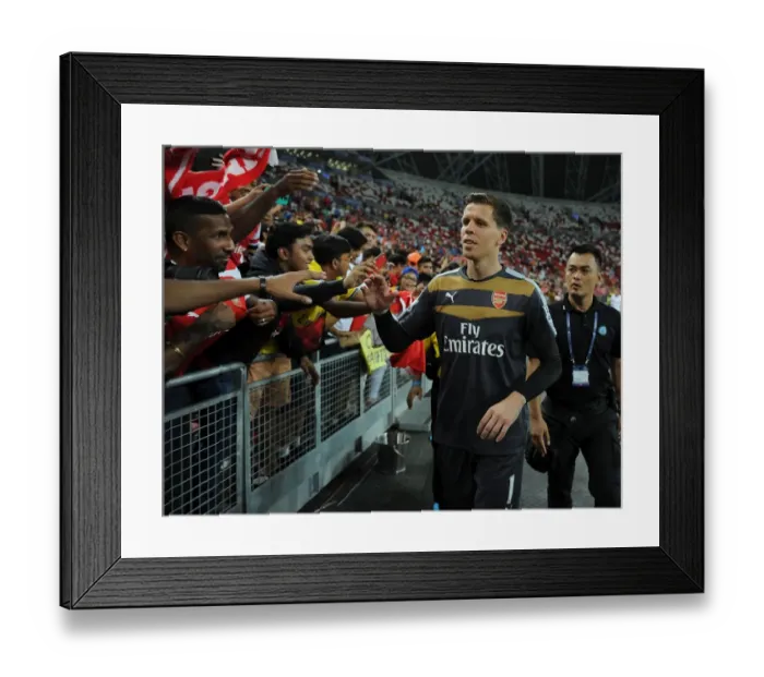 Framed Print : Arsenal Players Sign Autographs after Arsenal v Singapore XI Match, 2015 Framed Print : Arsenal Players Sign Autographs after Arsenal v Singapore XI Match, 2015