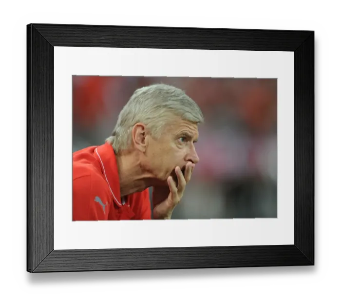 Framed Print : Arsene Wenger and Arsenal Face Off Against Everton in the 2015 Barclays Asia Trophy, Singapore