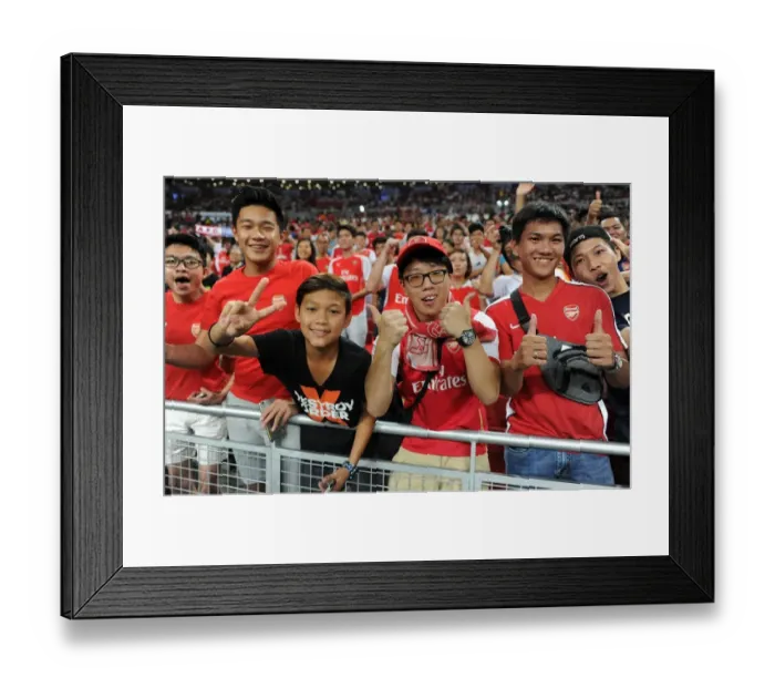 Framed Print : Arsenal Fans Gather in Singapore for Arsenal vs. Everton (2015) - Barclays Asia Trophy Framed Print : Arsenal Fans Gather in Singapore for Arsenal vs. Everton (2015) - Barclays Asia Trophy