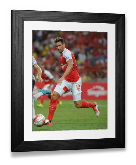 Framed Print : Arsenal's Olivier Giroud in Action Against Everton at 2015-16 Barclays Asia Trophy, Singapore Framed Print : Arsenal's Olivier Giroud in Action Against Everton at 2015-16 Barclays Asia Trophy, Singapore