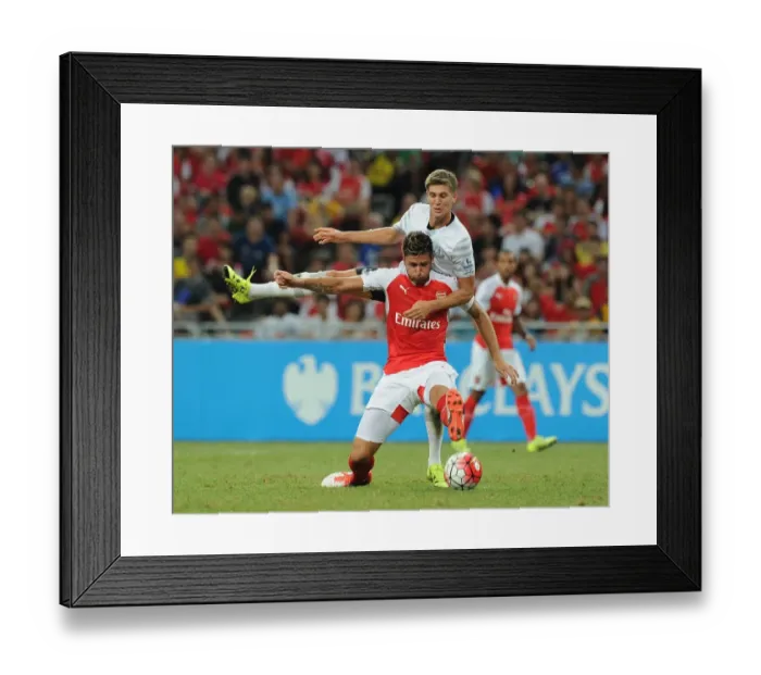 Framed Print : Arsenal vs. Everton: 2015 Barclays Asia Trophy Clash in Singapore Framed Print : Arsenal vs. Everton: 2015 Barclays Asia Trophy Clash in Singapore