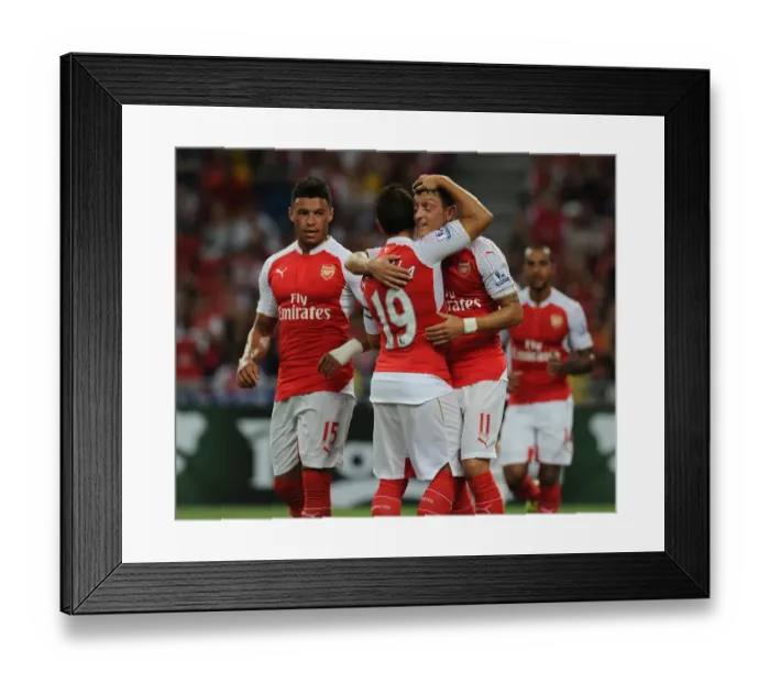 Framed Print : Arsenal's Ozil, Oxlade-Chamberlain, and Cazorla Celebrate Goals Against Everton in 2015-16 Asia Trophy