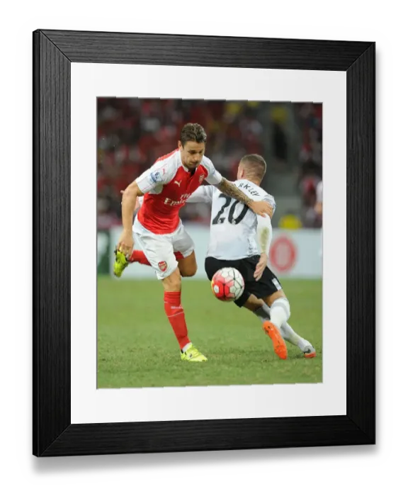 Framed Print : Arsenal vs. Everton: Clash in the 2015 Barclays Asia Trophy, Singapore