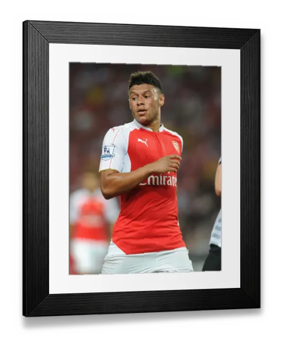 Framed Print : Arsenal's Oxlade-Chamberlain in Action Against Everton at 2015 Asia Trophy, Singapore