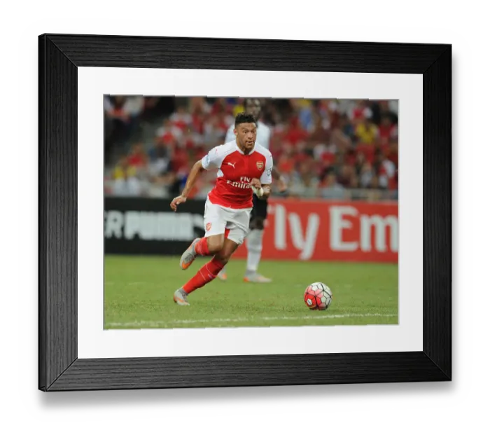 Framed Print : Arsenal's Alex Oxlade-Chamberlain in Action Against Everton during the 2015-16 Asia Trophy, Singapore