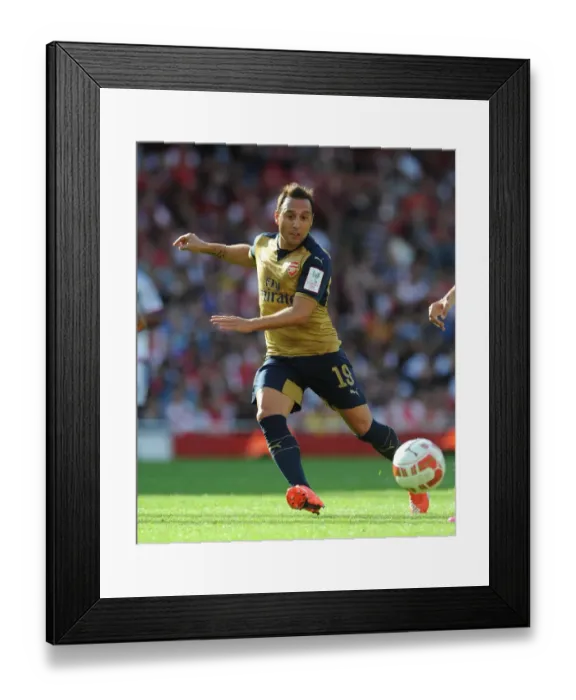 Framed Print : Santi Cazorla: Arsenal Star in Action against Olympique Lyonnais, Emirates Cup 2015 / 16