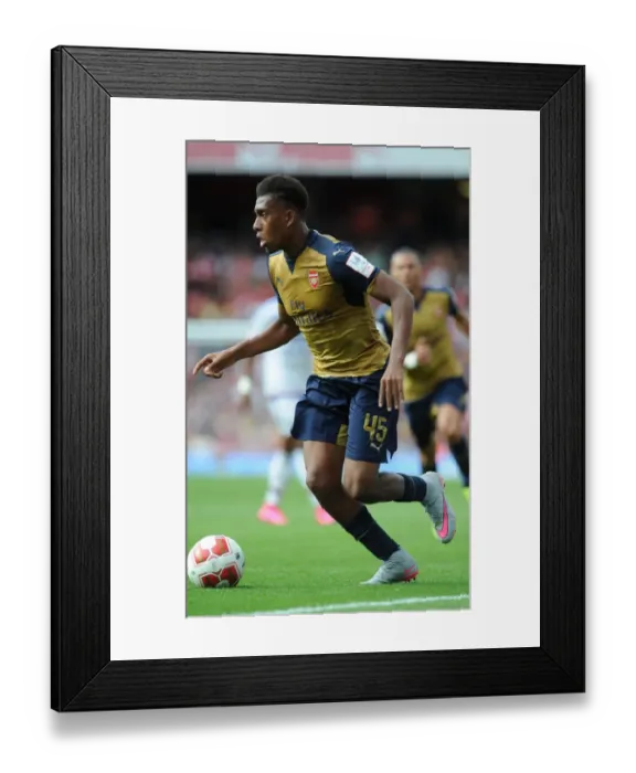 Framed Print : Alex Iwobi's Star Performance: Arsenal vs. Olympique Lyonnais in Emirates Cup