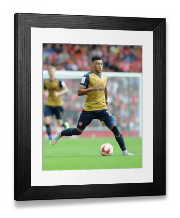 Framed Print : Alex Oxlade-Chamberlain in Action: Arsenal vs Lyonnais, Emirates Cup 2015 / 16 Framed Print : Alex Oxlade-Chamberlain in Action: Arsenal vs Lyonnais, Emirates Cup 2015 / 16