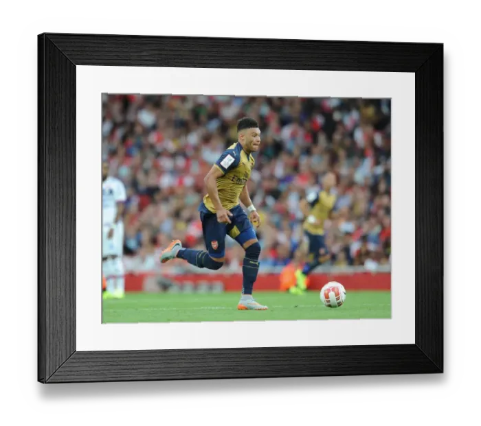 Framed Print : Alex Oxlade-Chamberlain in Action: Arsenal vs Lyon, Emirates Cup 2015 / 16 Framed Print : Alex Oxlade-Chamberlain in Action: Arsenal vs Lyon, Emirates Cup 2015 / 16
