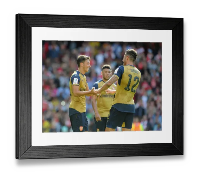 Framed Print : Arsenal's Ozil and Giroud: Celebrating Goals in Emirates Cup 2015 / 16
