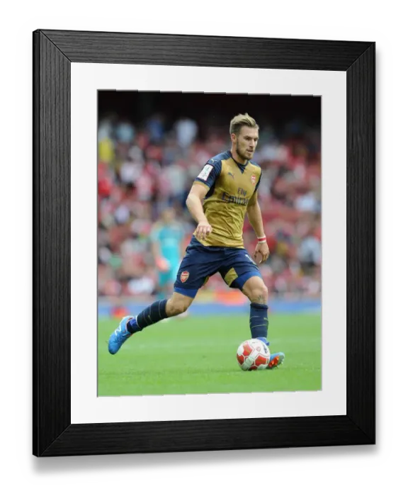 Framed Print : Aaron Ramsey in Action: Arsenal vs. Olympique Lyonnais, Emirates Cup 2015 / 16