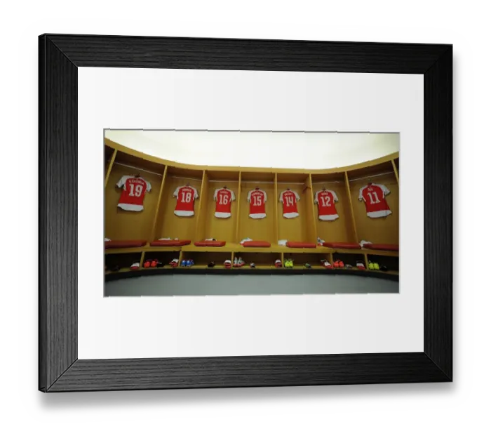 Framed Print : Arsenal Football Club: Gearing Up for Battle - Emirates Cup 2015 / 16