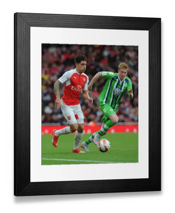 Framed Print : Clash of Stars: Hector Bellerin vs. Kevin De Bruyne at the Emirates Cup, 2015