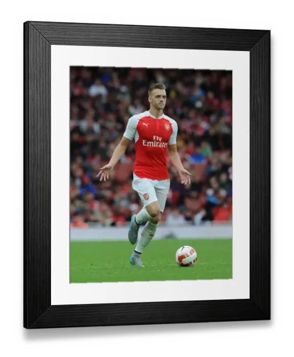 Framed Print : Calum Chambers in Action: Arsenal vs. VfL Wolfsburg at Emirates Cup 2015 / 16