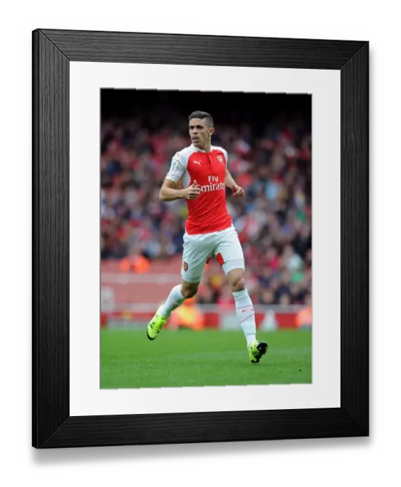 Framed Print : Gabriel in Action: Arsenal vs. VfL Wolfsburg at Emirates Cup 2015 / 16 Framed Print : Gabriel in Action: Arsenal vs. VfL Wolfsburg at Emirates Cup 2015 / 16