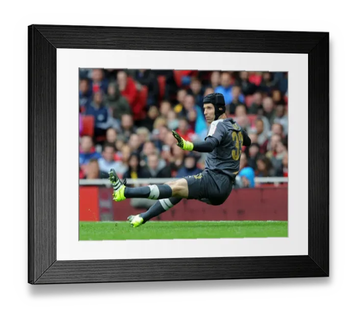 Framed Print : Arsenal's Petr Cech in Action Against VFL Wolfsburg at Emirates Cup 2015 / 16
