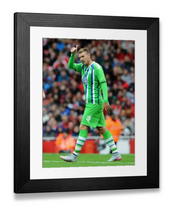 Framed Print : Arsenal vs. VfL Wolfsburg: Bendtner in Action at Emirates Cup 2015 Framed Print : Arsenal vs. VfL Wolfsburg: Bendtner in Action at Emirates Cup 2015