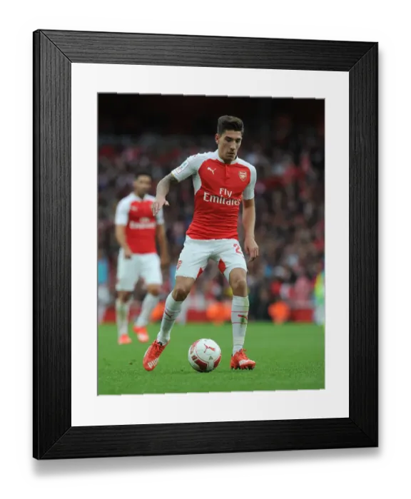 Framed Print : Arsenal's Hector Bellerin in Action at Emirates Cup 2015 / 16 vs VfL Wolfsburg Framed Print : Arsenal's Hector Bellerin in Action at Emirates Cup 2015 / 16 vs VfL Wolfsburg