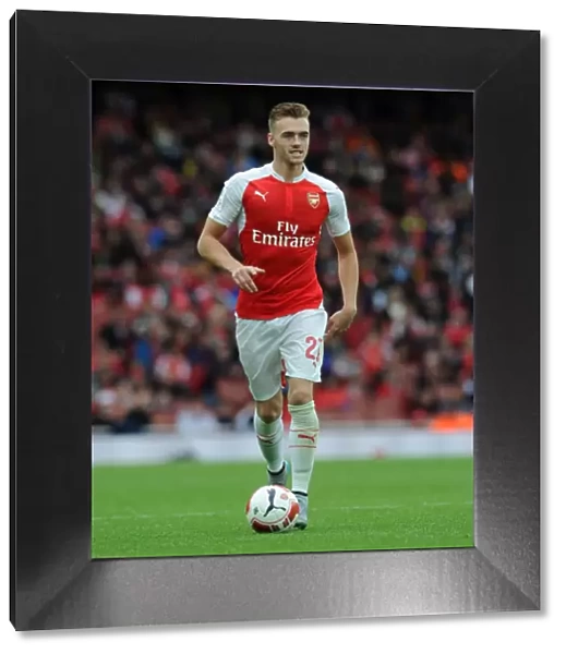 Calum Chambers in Action: Arsenal vs. VfL Wolfsburg at the Emirates Cup 2015 / 16