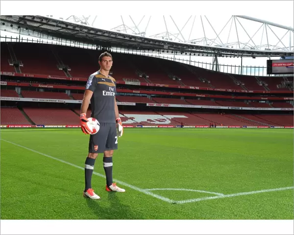 Emi Martinez (Arsenal). Arsenal 1st Team Photcall and Training Session. Emirates Stadium