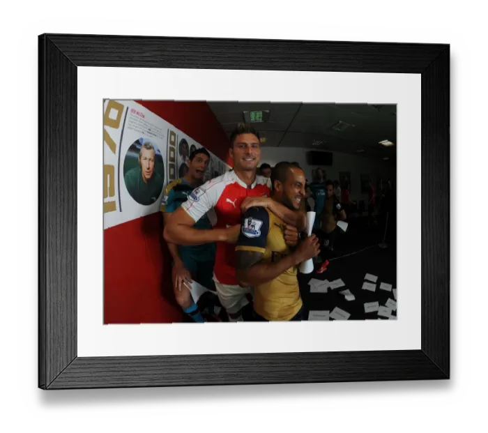 Framed Print : Emiliano Martinez, Olivier Giroud and Theo Walcott (Arsenal). Arsenal 1st Team Photcall Framed Print : Emiliano Martinez, Olivier Giroud and Theo Walcott (Arsenal). Arsenal 1st Team Photcall