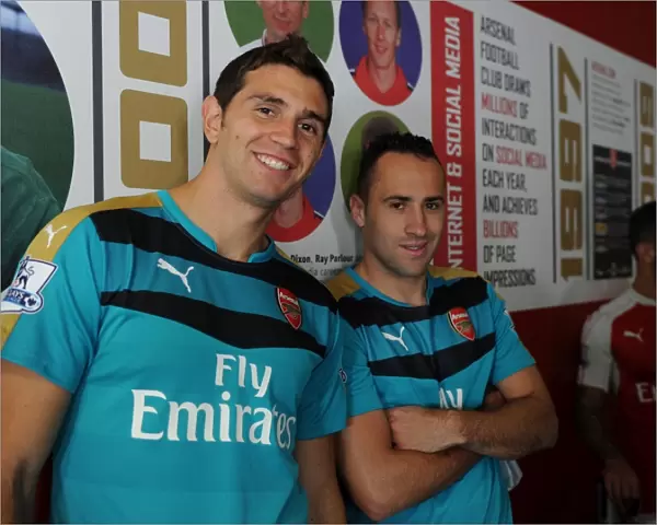 Emi Martinez and David Ospina (Arsenal). Arsenal 1st Team Photcall. Emirates Stadium