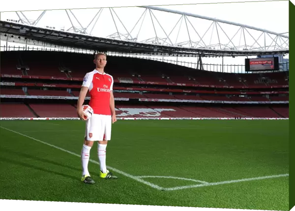 Per Mertesacker (Arsenal). Arsenal 1st Team Photcall and Training Session. Emirates