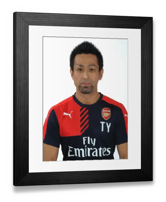 Framed Print : Arsenal First Team 2015-16: Meet the Team's Physio, Takahiro Yamamoto