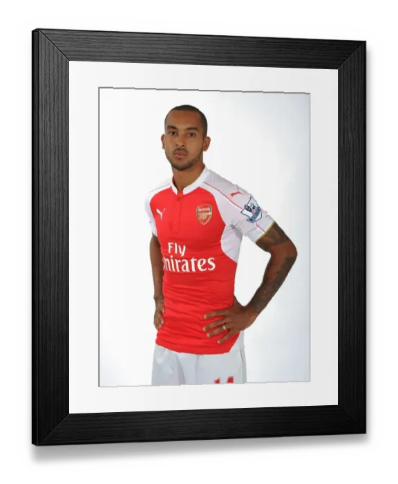 Framed Print : Theo Walcott at Arsenal's 2015-16 First Team Photocall