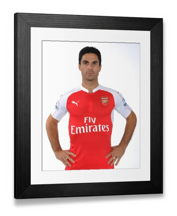 Framed Print : Mikel Arteta at Arsenal Training (2015-16) Framed Print : Mikel Arteta at Arsenal Training (2015-16)